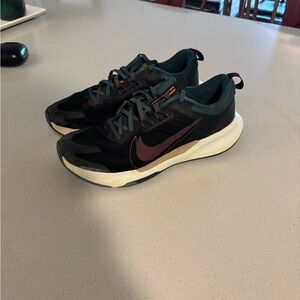 Nike Juniper Trail Shoes. Great condition